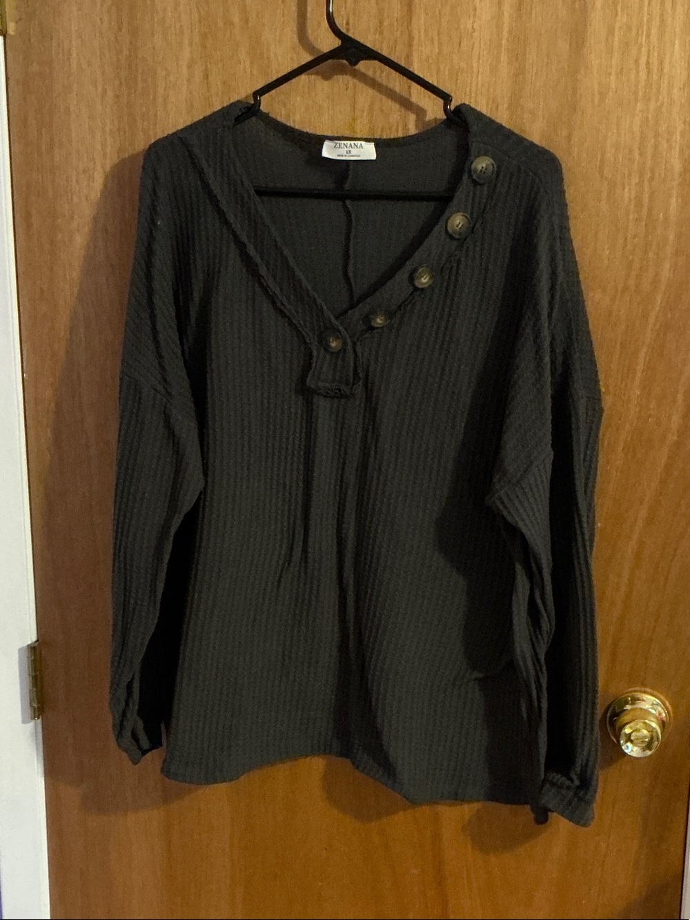 Zenana Outfitters Black Ribbed V-Neck Long Sleeve Top with Button Detail